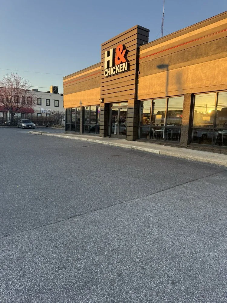 Pikesville H & Chicken restaurant, photo 3