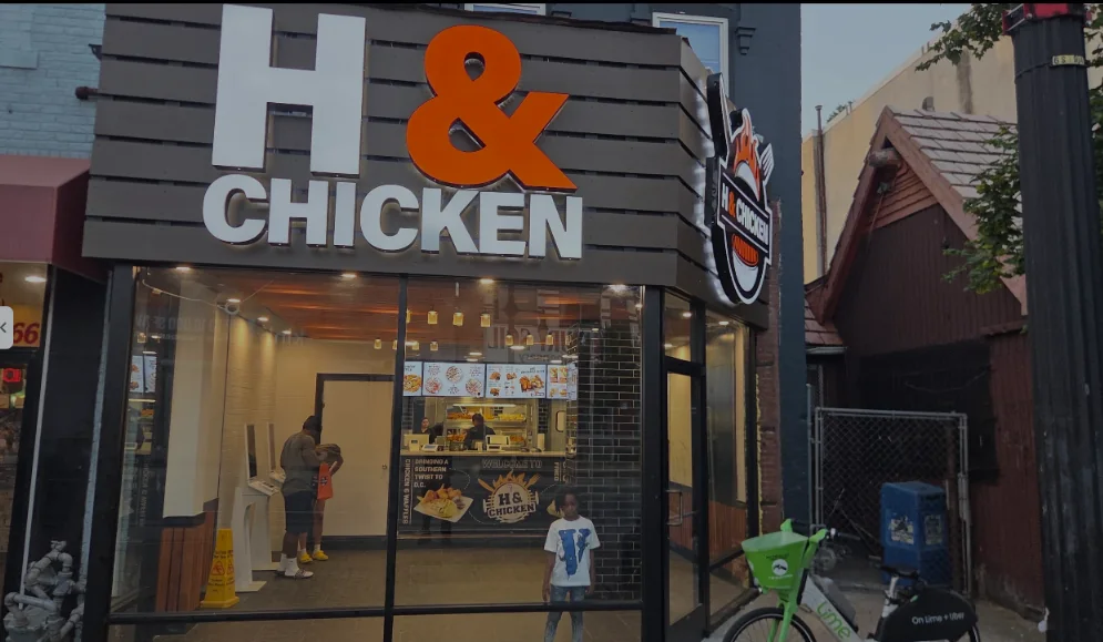 Washington, DC H & Chicken restaurant, photo 1